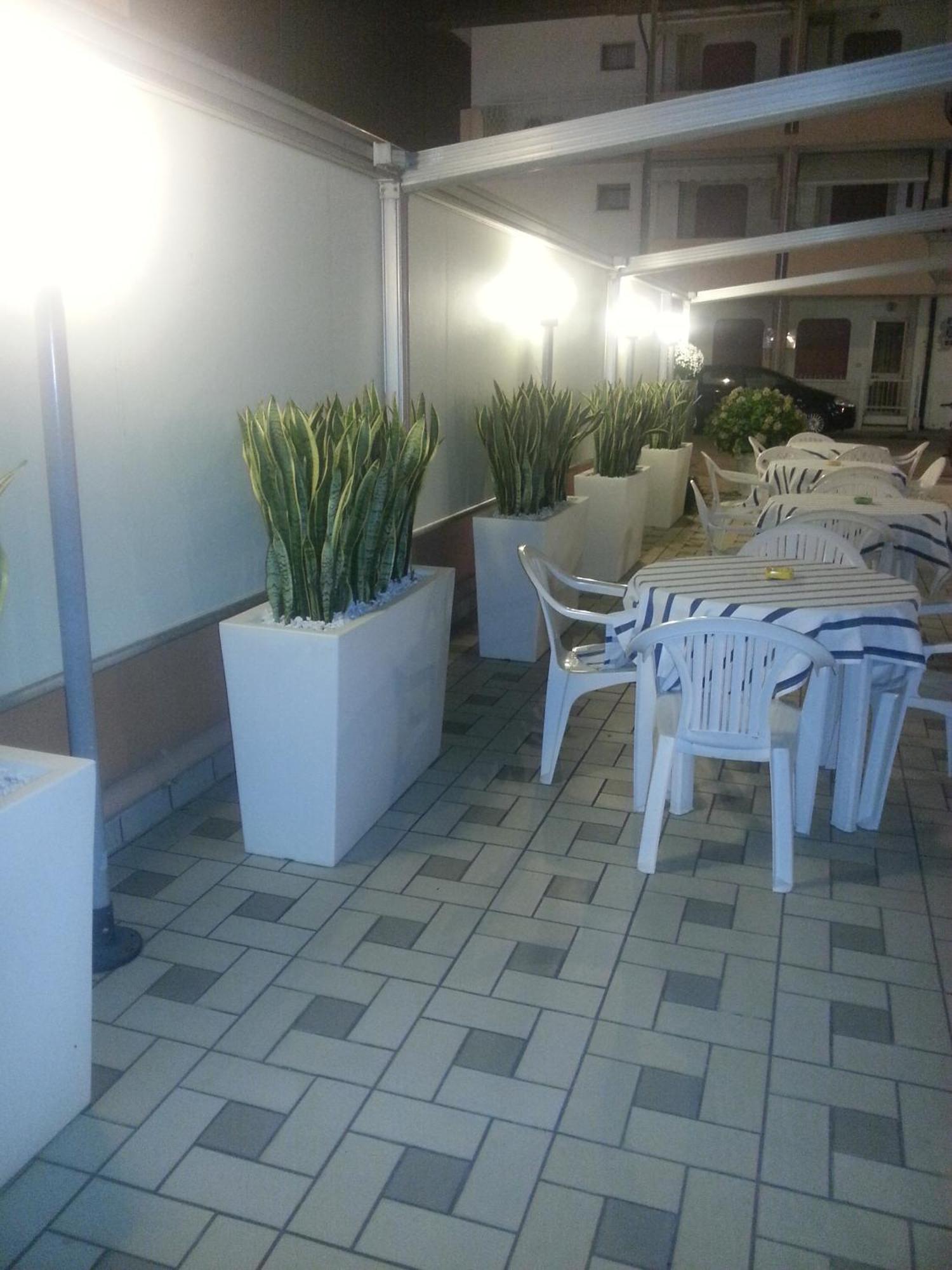 Hotel Europeo Sottomarina Esterno foto