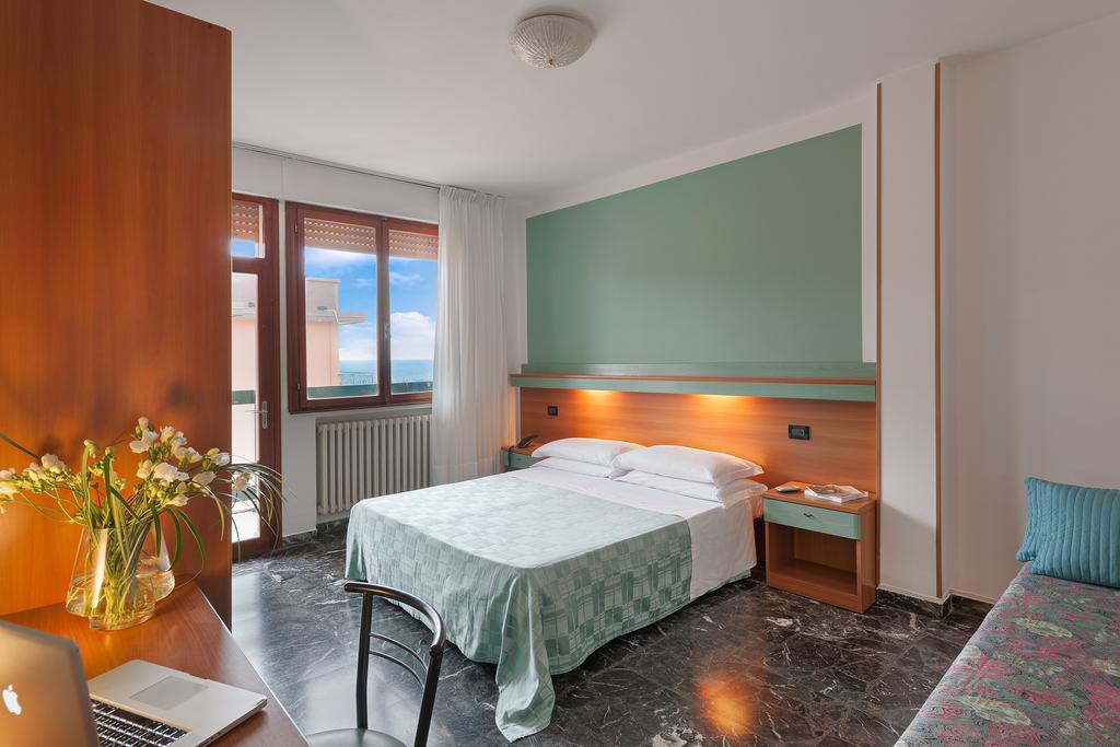 Hotel Europeo Sottomarina Esterno foto